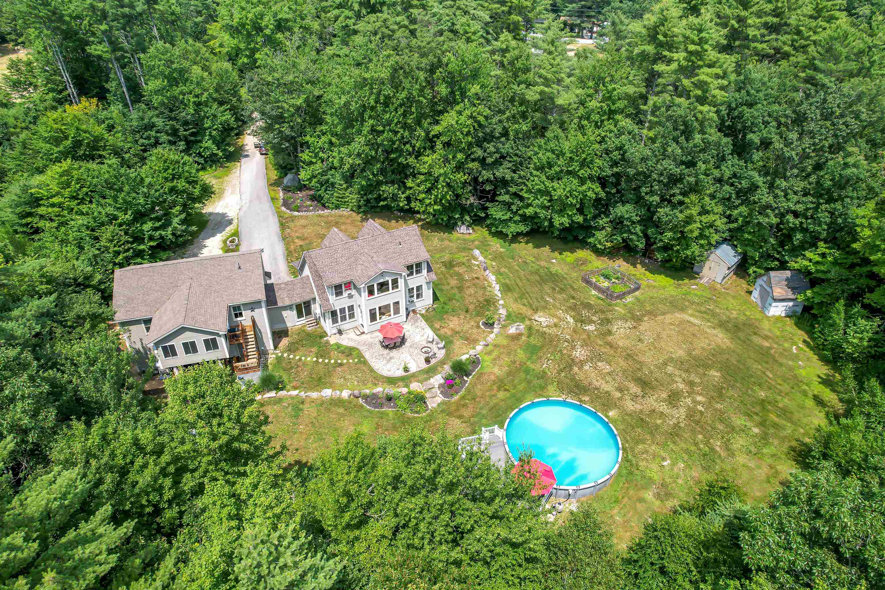 409 Deerfield Road Allenstown, NH 03275 - Photo 10 of 45