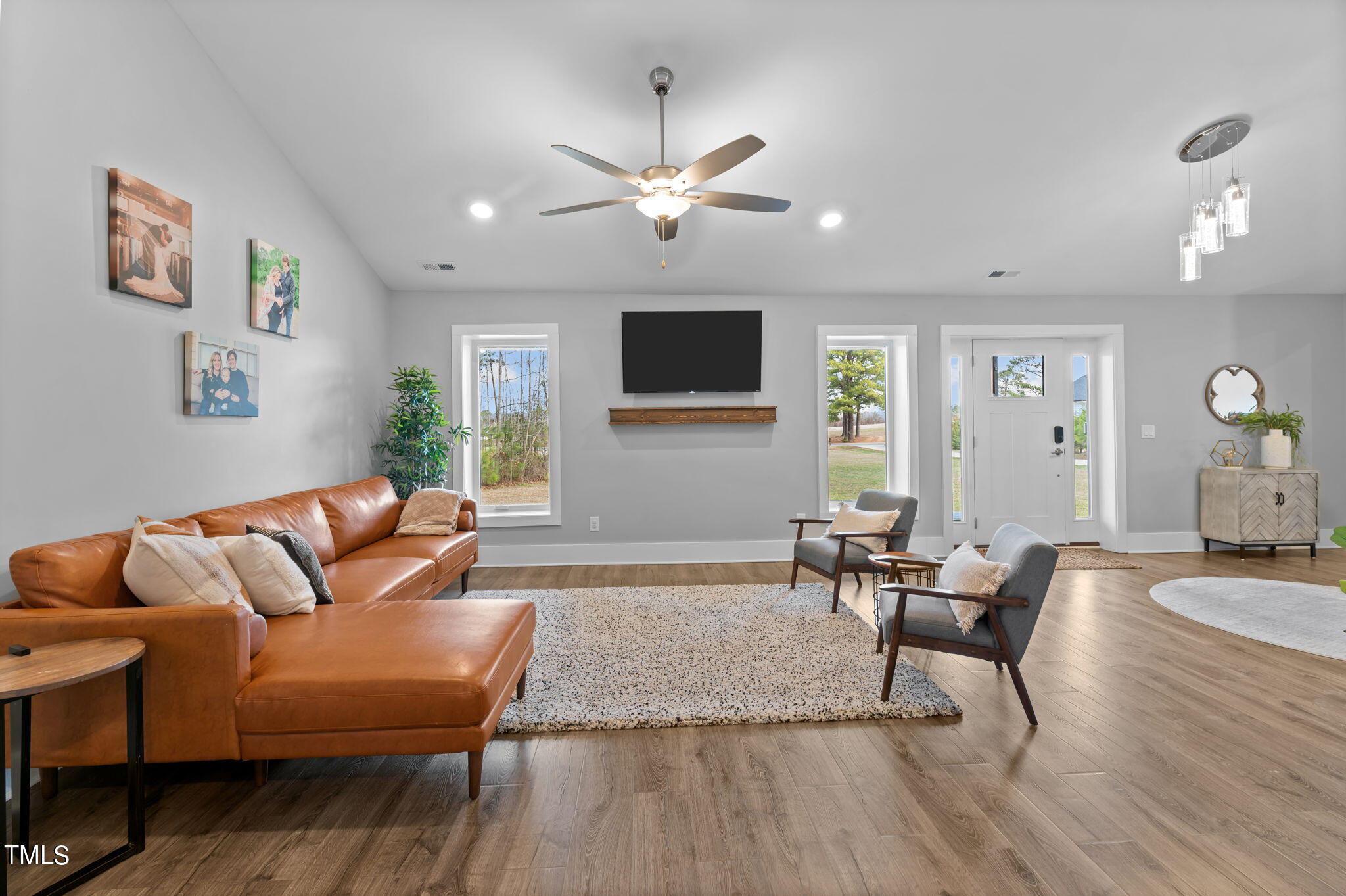 662 Arnold Road Louisburg, NC 27549 - Photo 7 of 24 13-web-or-mls-DSC_2549
