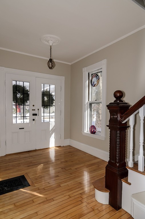 9 Cottage Street Wellesley, MA 02482 - Photo 4 of 22 Gallery Image 4