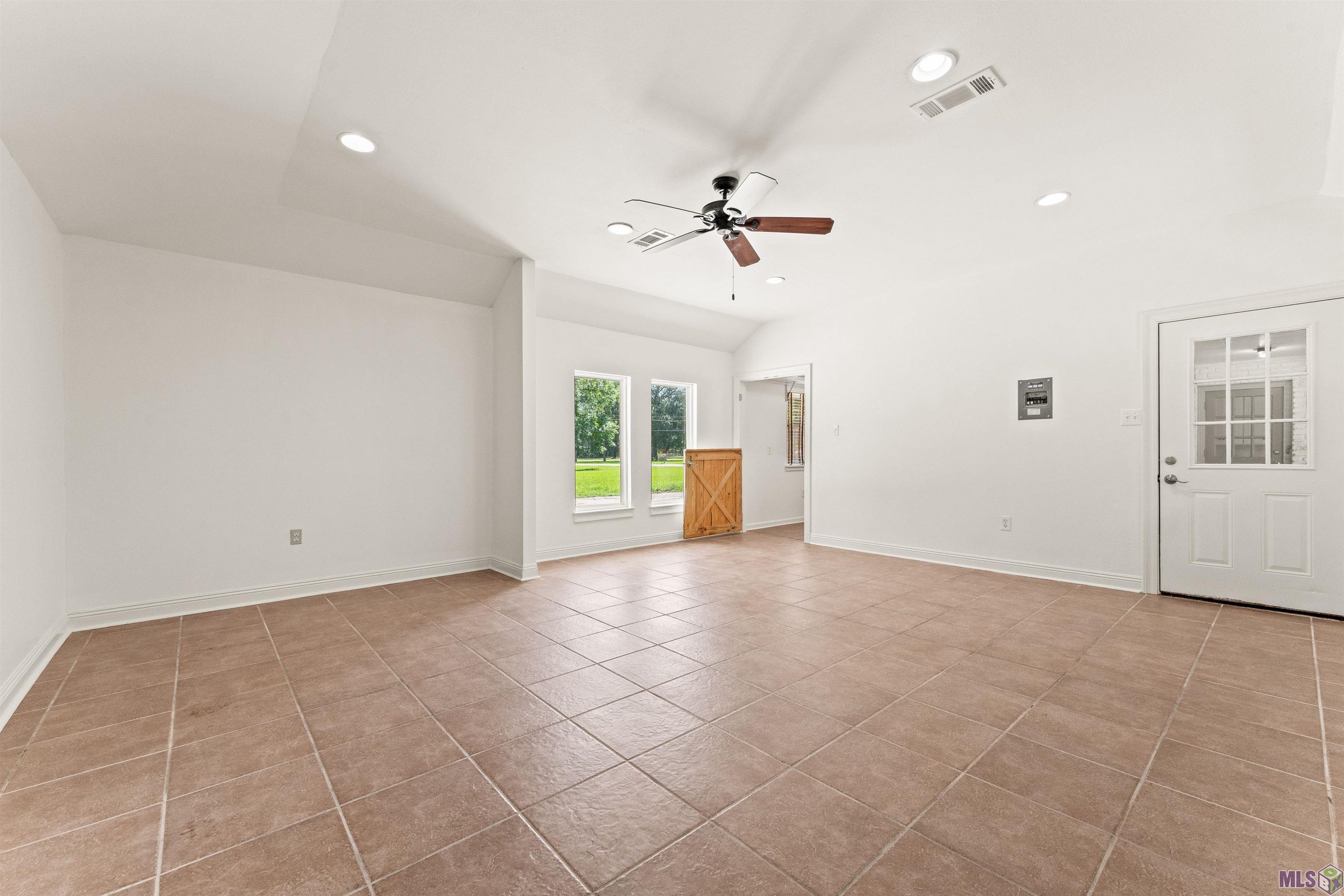 16231 South Fulwar Skipwith Road Baton Rouge, LA 70810 - Photo 24 of 39