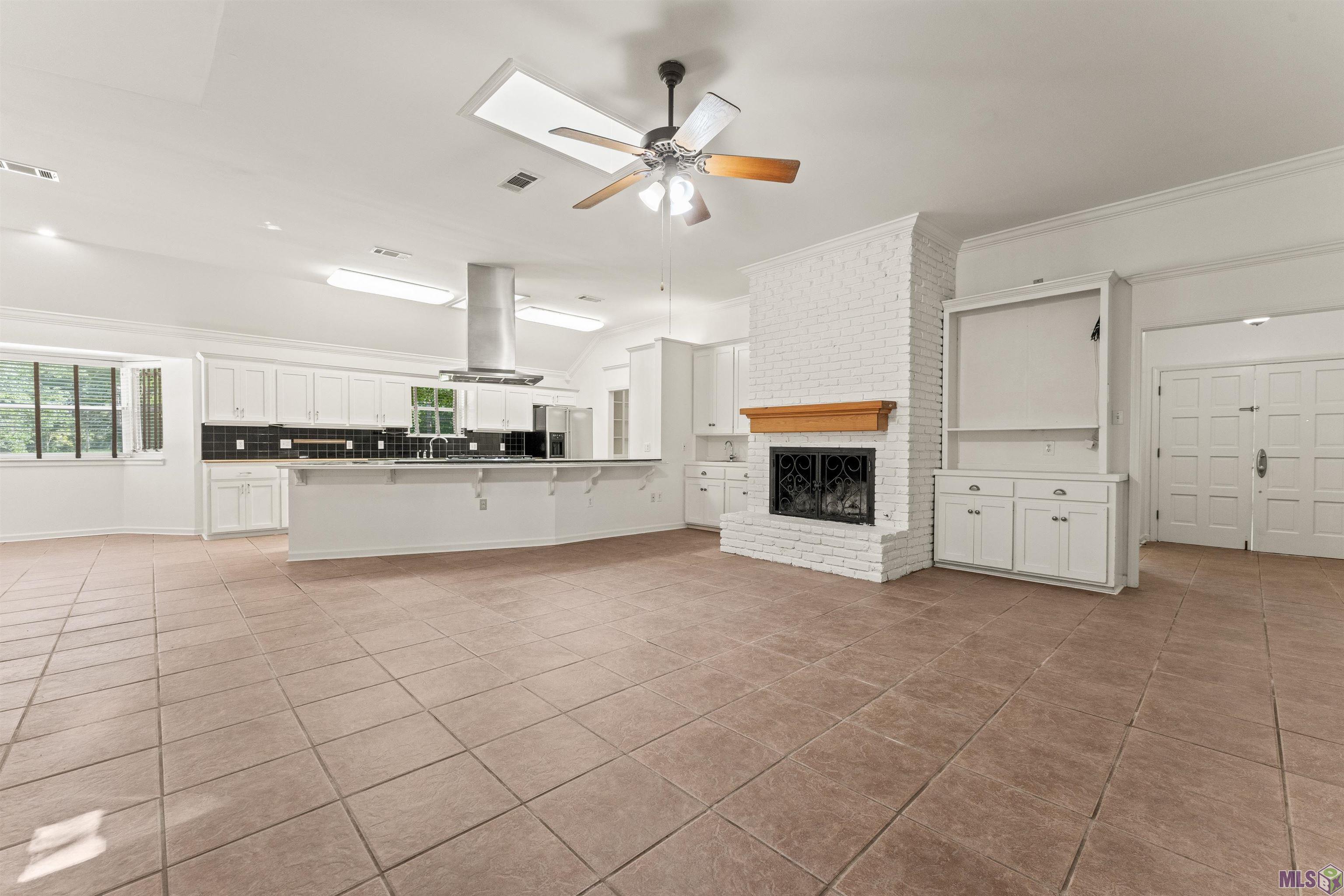 16231 South Fulwar Skipwith Road Baton Rouge, LA 70810 - Photo 5 of 39