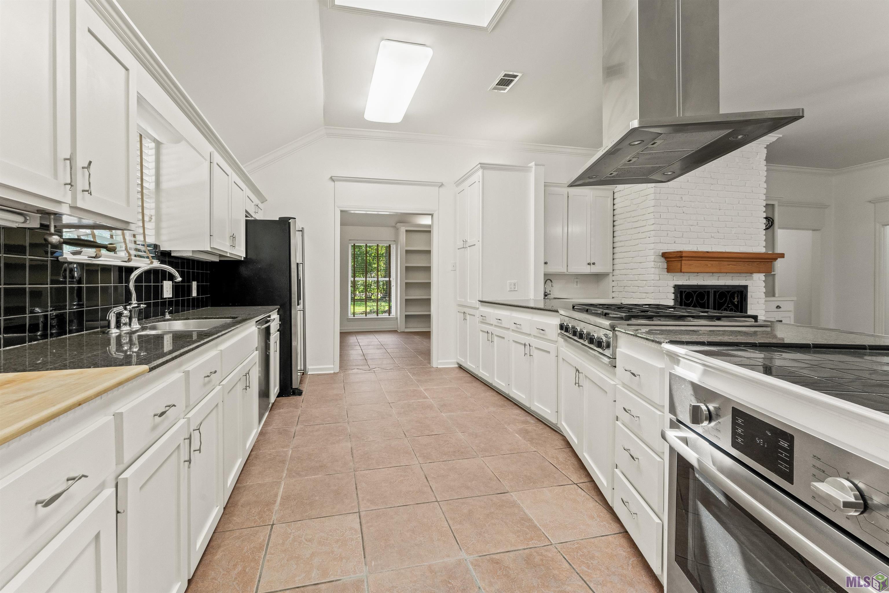 16231 South Fulwar Skipwith Road Baton Rouge, LA 70810 - Photo 8 of 39