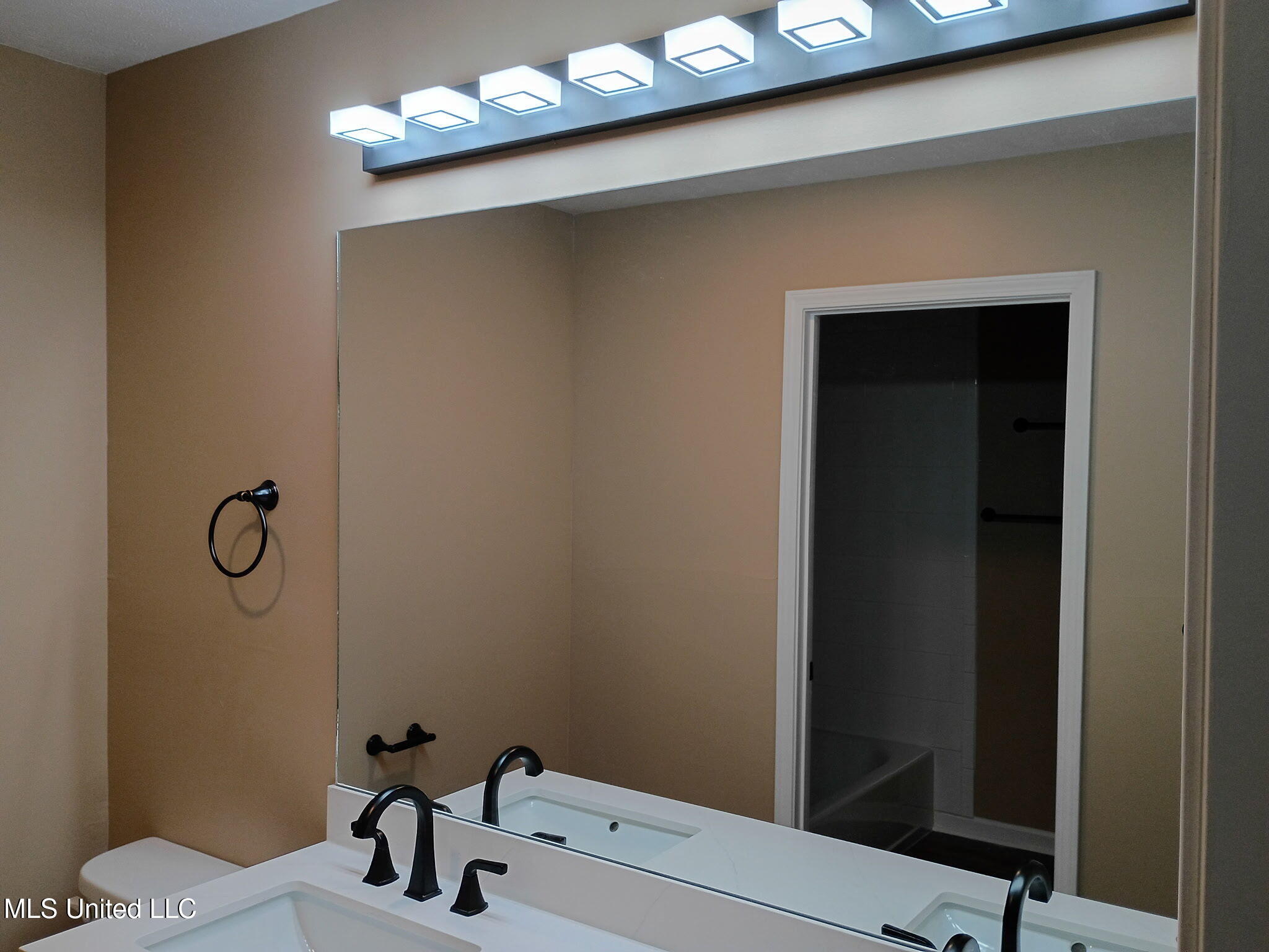 319 Glenfield Road Canton, MS 39046 - Photo 16 of 21 2131311575119474012