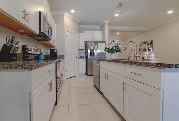 $2,300 | 31974 Blue Passing Loop, Wesley Chapel, FL 33545