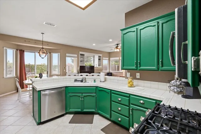 $615,000 | 9286 Fosdyke Court, Sacramento, CA 95829