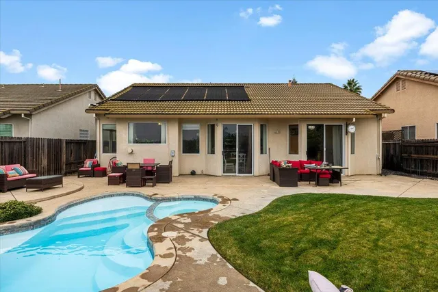 $615,000 | 9286 Fosdyke Court, Sacramento, CA 95829