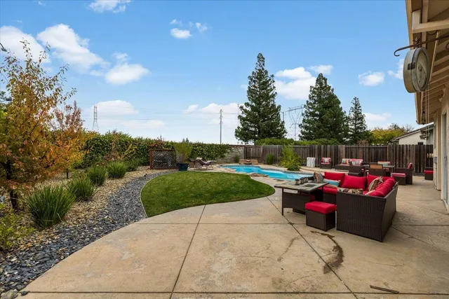 $615,000 | 9286 Fosdyke Court, Sacramento, CA 95829