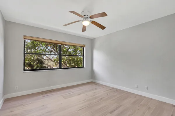 $3,200 | 700 Uno Lago Drive, Unit 301, Juno Beach, FL 33408