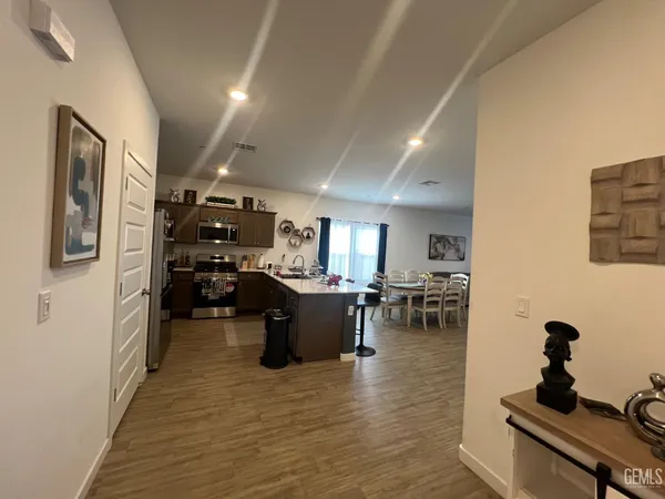 $290,000 | Undisclosed Address, Shafter, CA 93263