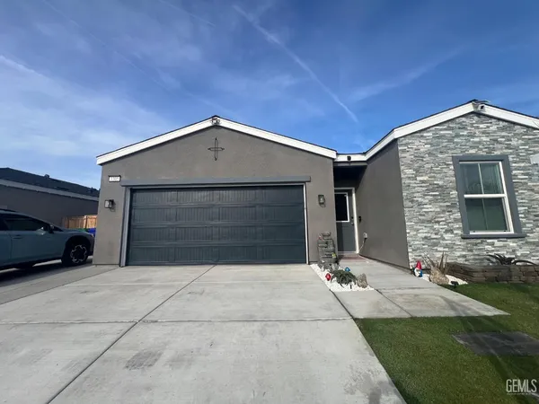 $290,000 | Undisclosed Address, Shafter, CA 93263