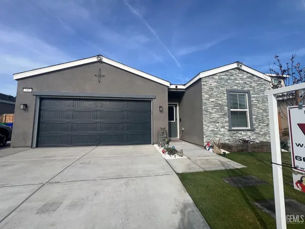 $290,000 | Undisclosed Address, Shafter, CA 93263