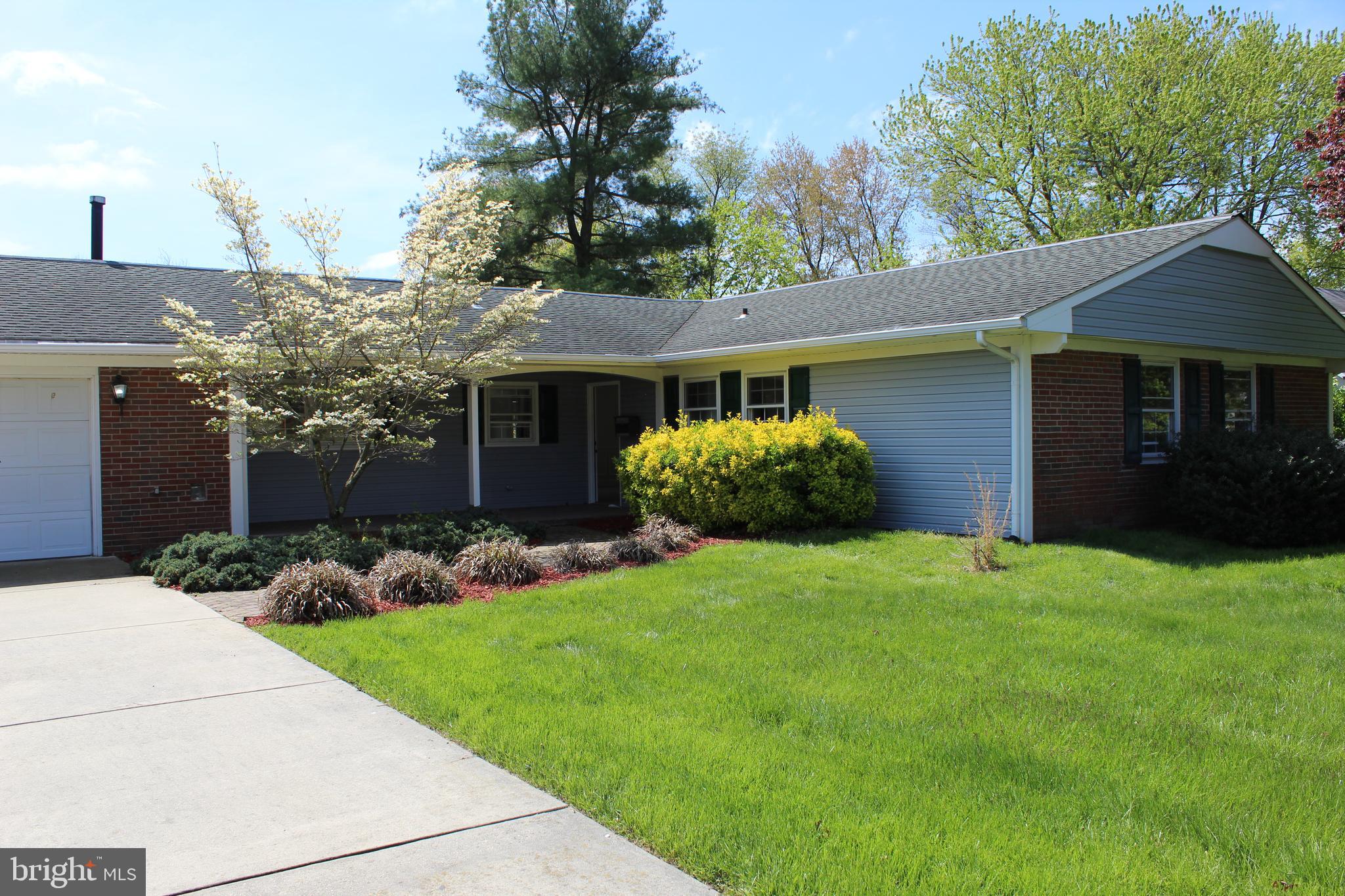 132 Country Club Road Willingboro, NJ 08046 - Photo 2 of 47 Fromt View