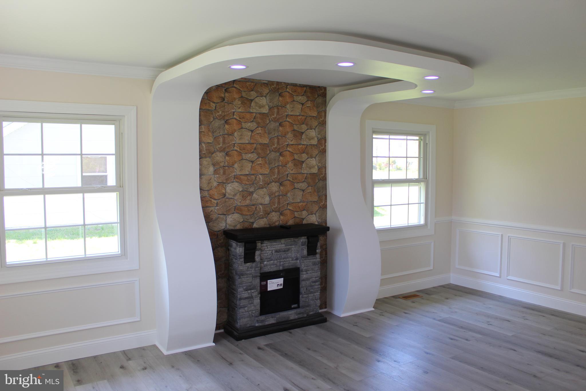 132 Country Club Road Willingboro, NJ 08046 - Photo 32 of 47 Decorated fireplace