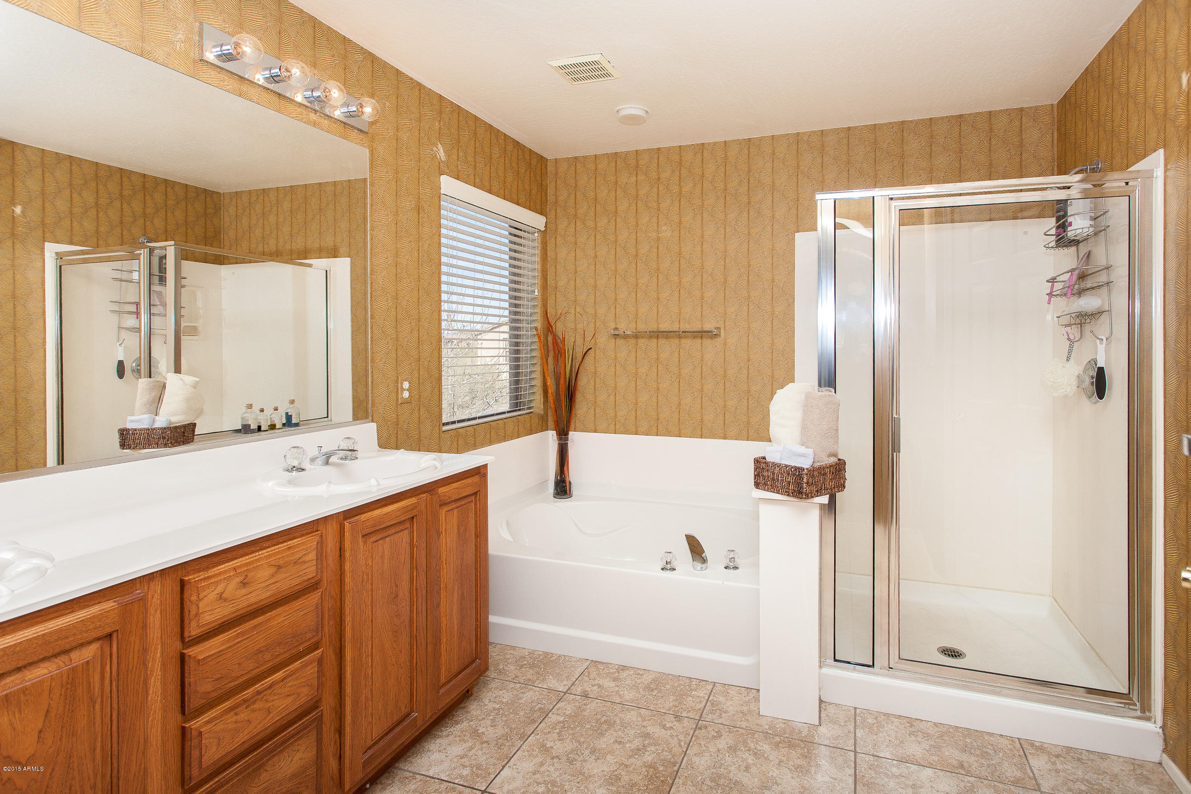 2629 West Florentine Road Phoenix, AZ 85086 - Photo 21 of 45 Owners Bath