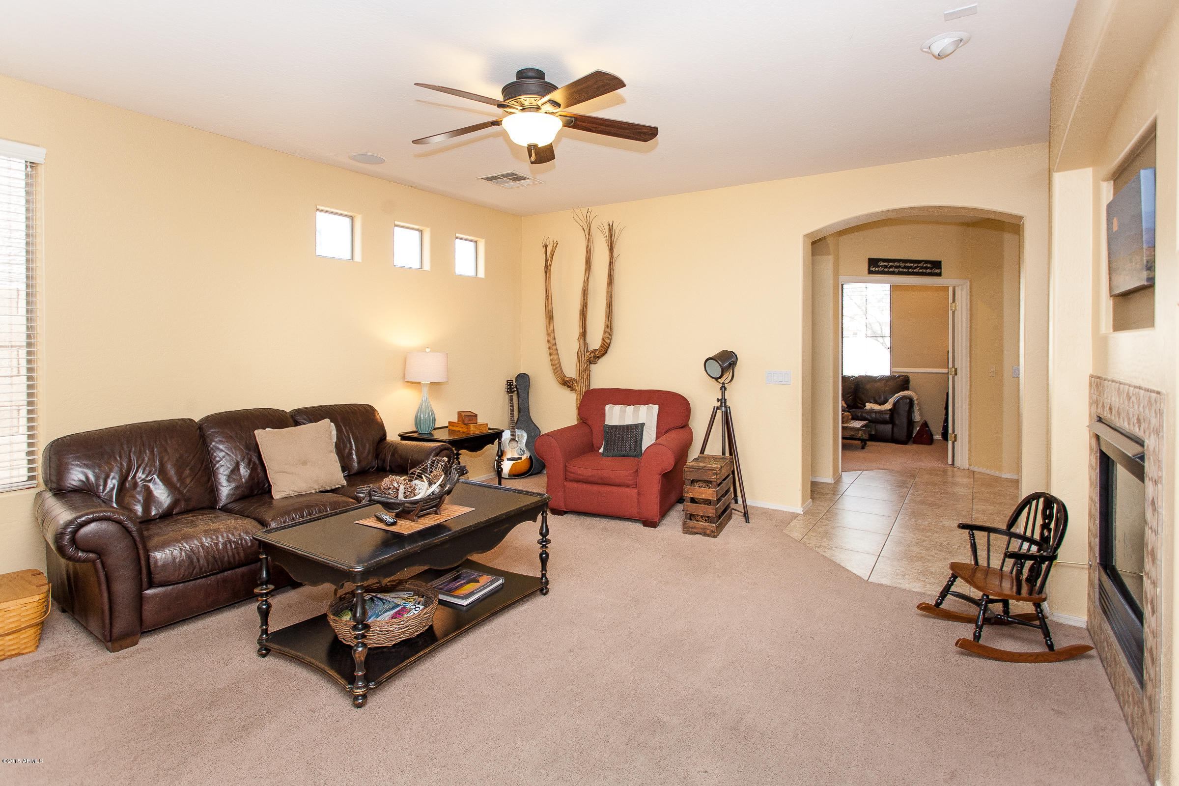 2629 West Florentine Road Phoenix, AZ 85086 - Photo 25 of 45 Living Room