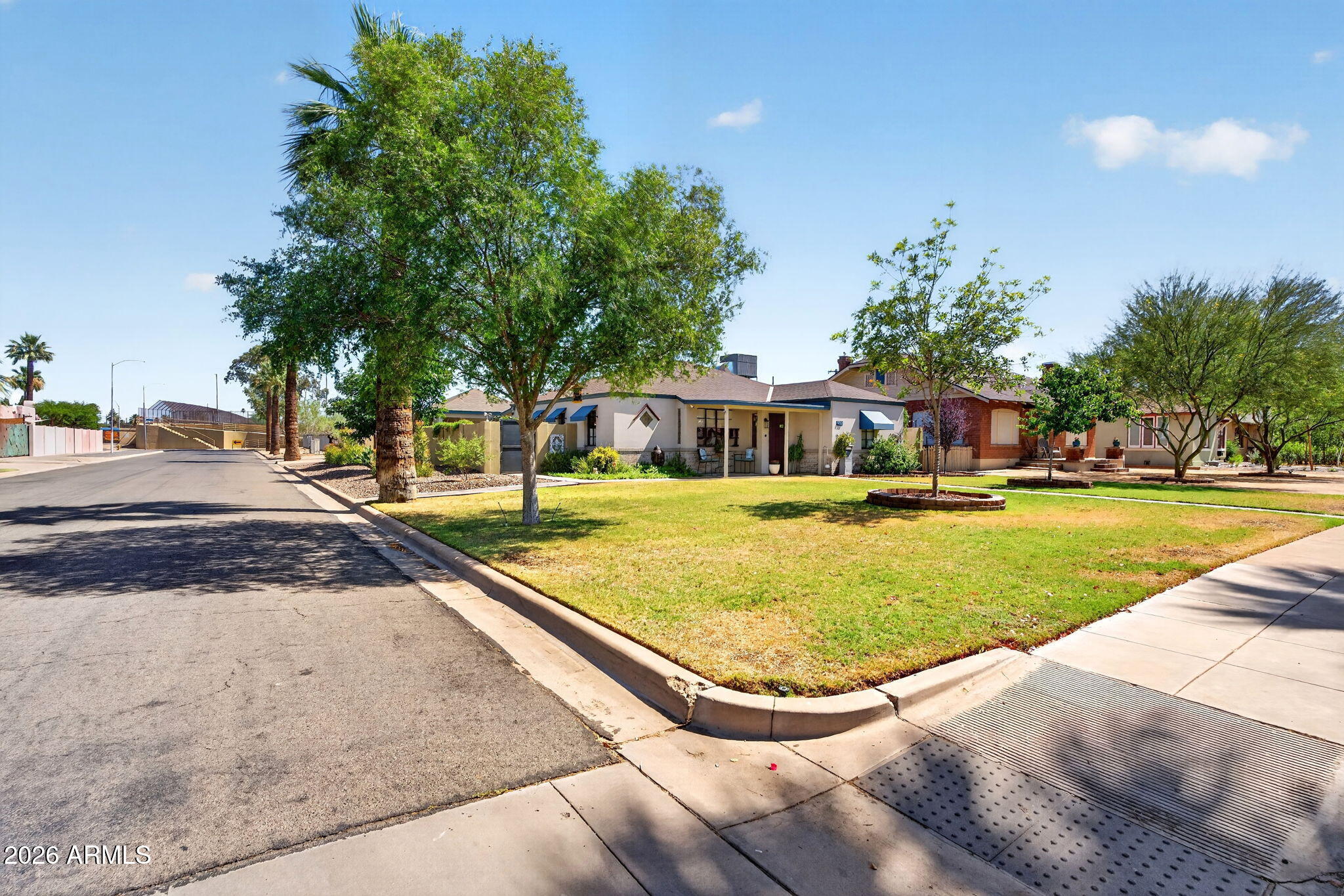 938 West Portland Street Phoenix, AZ 85007 - Photo 5 of 60 2-web-or-mls-005W Portland St