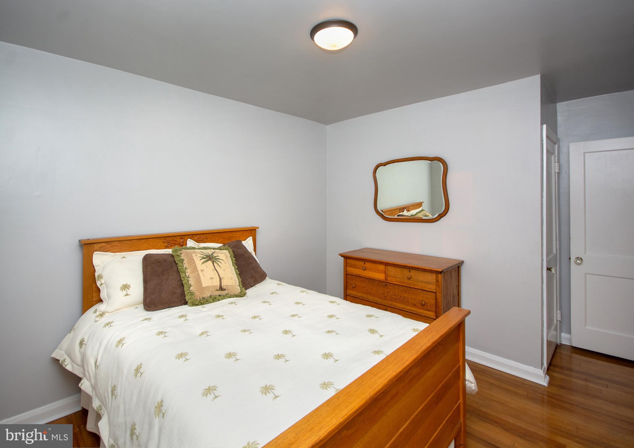 8310 Ridgely Oak Road Parkville, MD 21234 - Photo 17 of 30