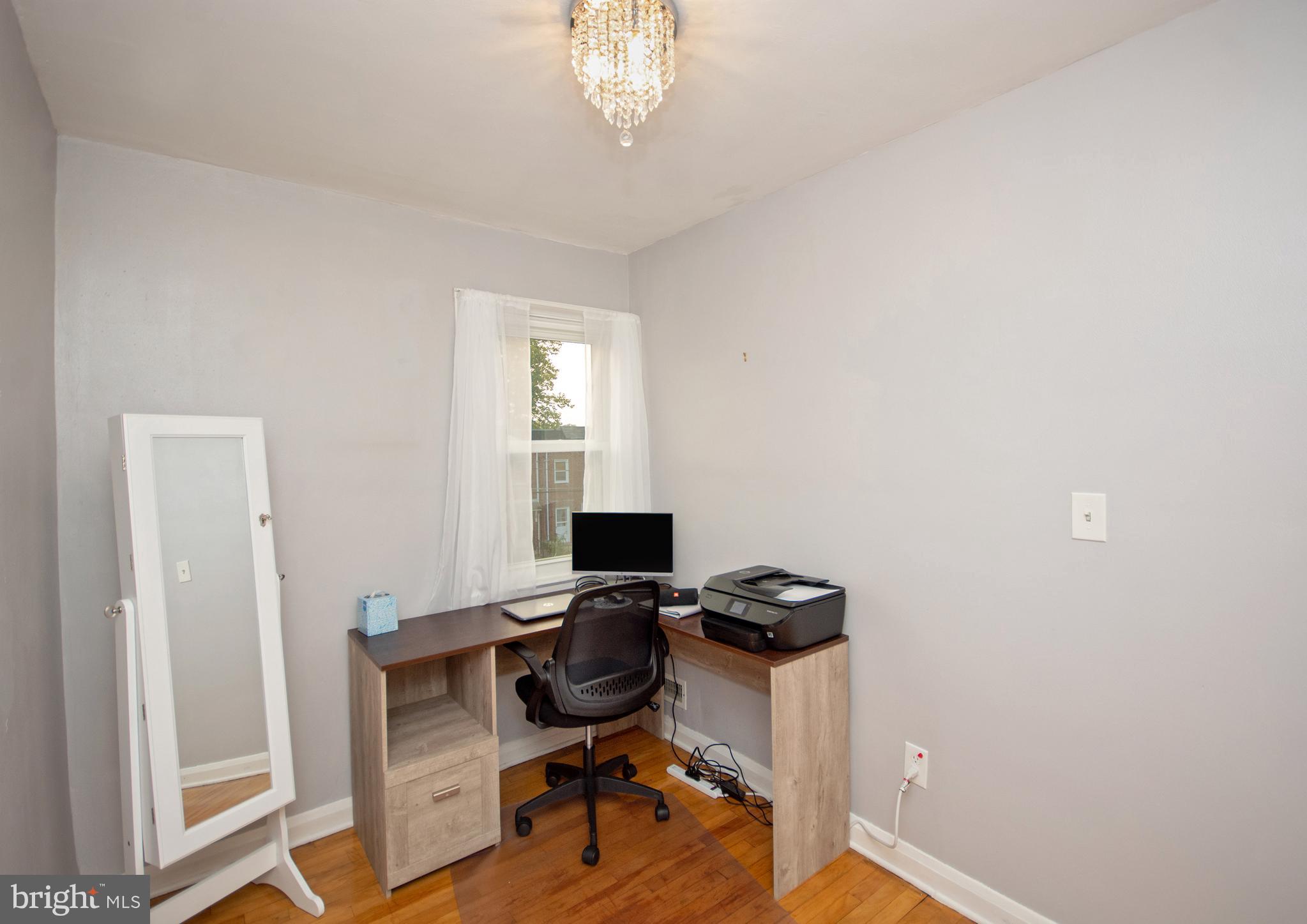 8310 Ridgely Oak Road Parkville, MD 21234 - Photo 19 of 30