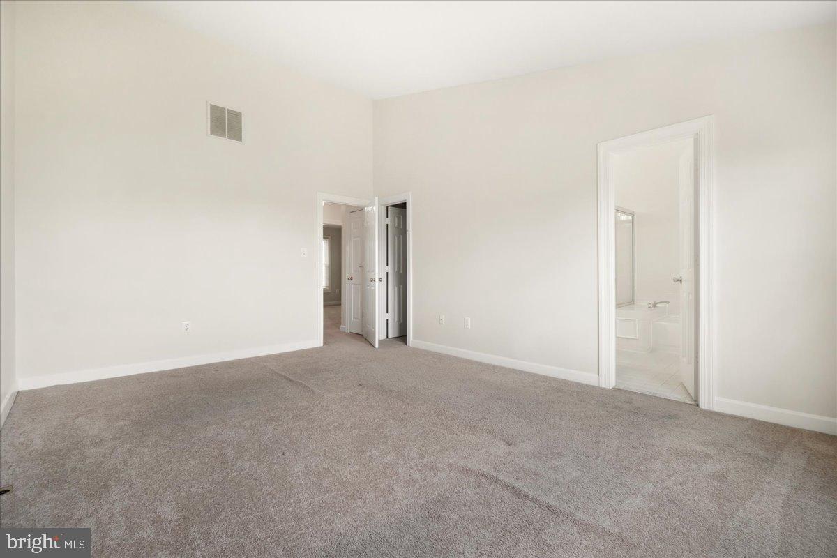 5598 Rivendell Place Frederick, MD 21703 - Photo 20 of 49 Primary Bedroom Suite with Walk-In Closet