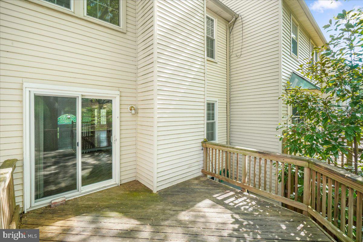 5598 Rivendell Place Frederick, MD 21703 - Photo 29 of 49 Back Deck