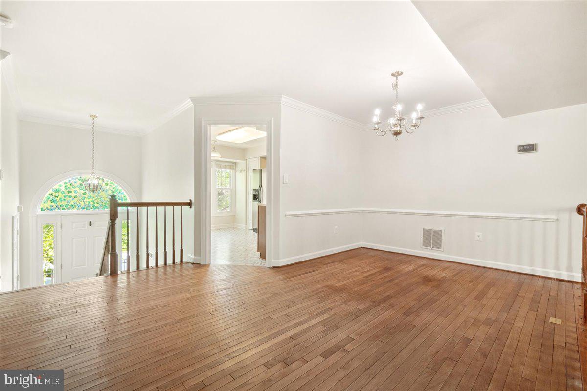 5598 Rivendell Place Frederick, MD 21703 - Photo 8 of 49 Dining Room