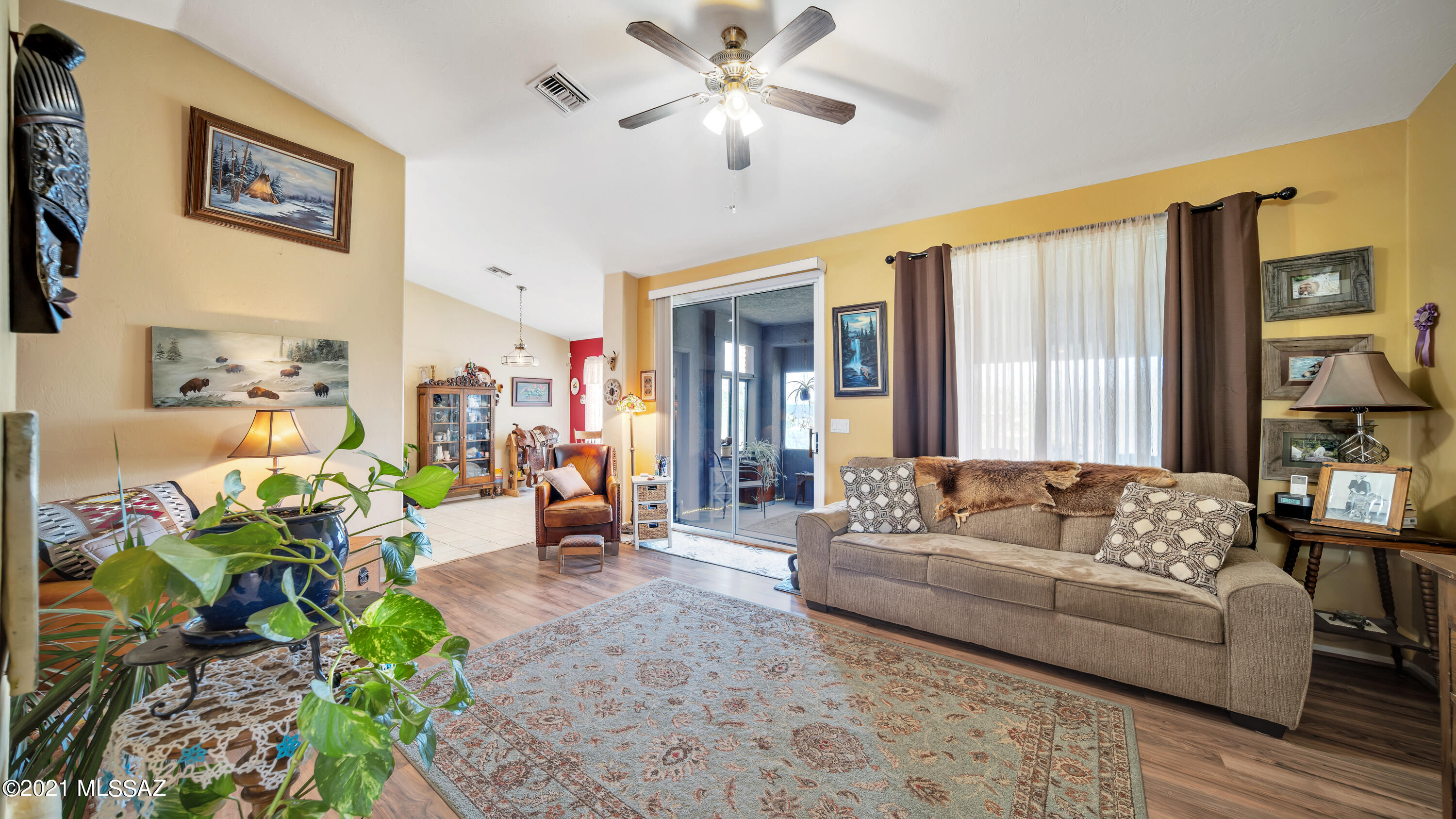 1857 Circulo Glorieta Rio Rico, AZ 85648 - Photo 2 of 39