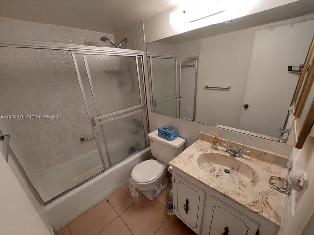 $1,500 | 253 South Cypress Road, Unit 206, Pompano Beach, FL 33060