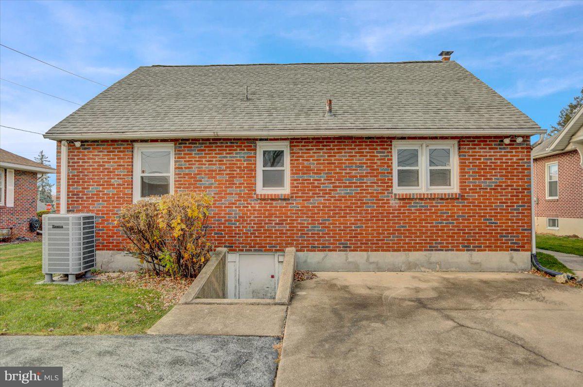 1234 Fern Avenue Reading, PA 19607 - Photo 24 of 30