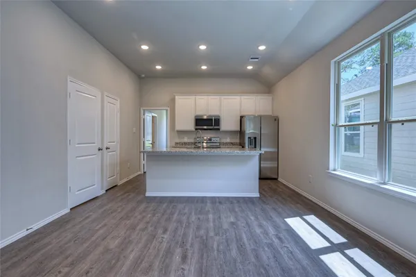 $1,350 | 11779 White Cedar Street, Willis, TX 77318