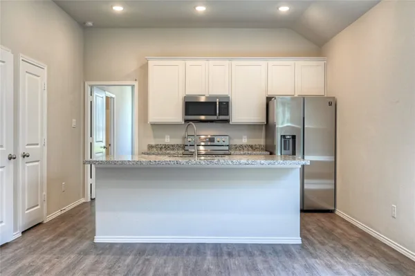 $1,350 | 11779 White Cedar Street, Willis, TX 77318
