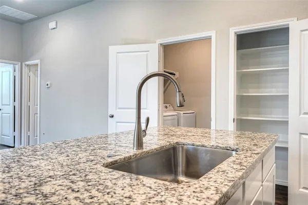 $1,350 | 11779 White Cedar Street, Willis, TX 77318
