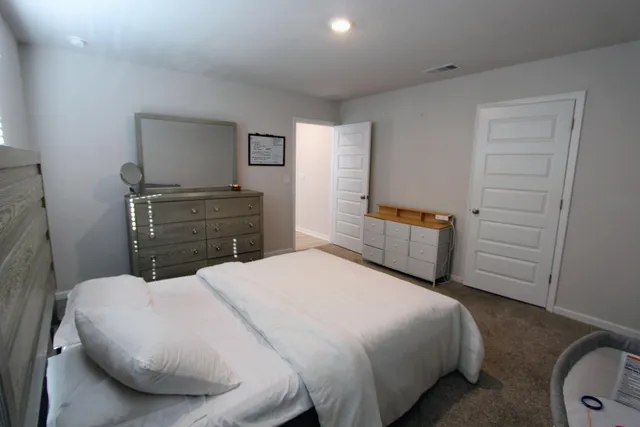 $2,300 | 440 Scarborough Street, Crestview, FL 32539