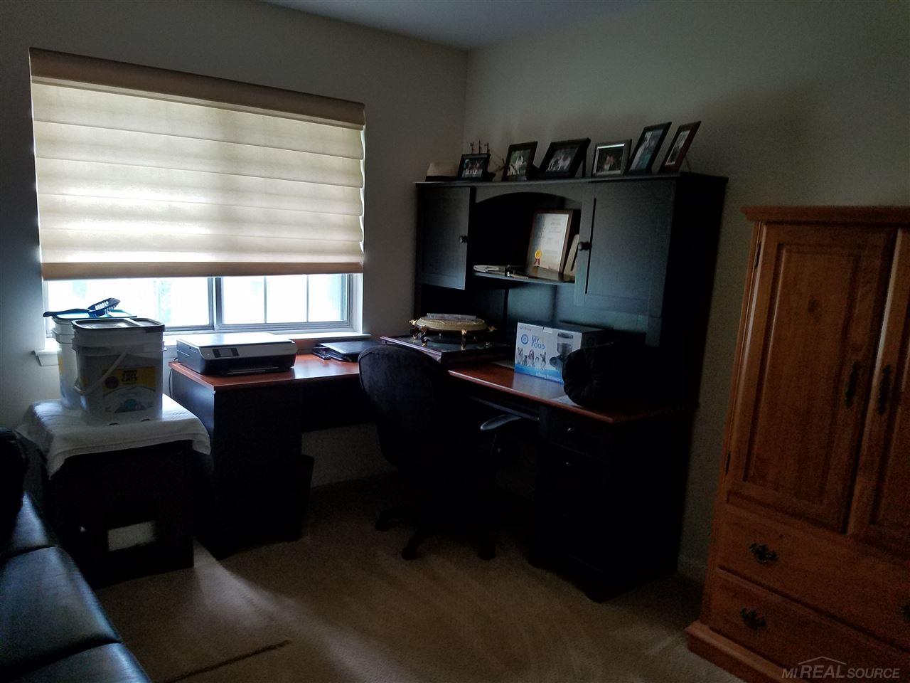 29149 Hayes Road, Unit 37 2 Warren, MI 48088 - Photo 13 of 20
