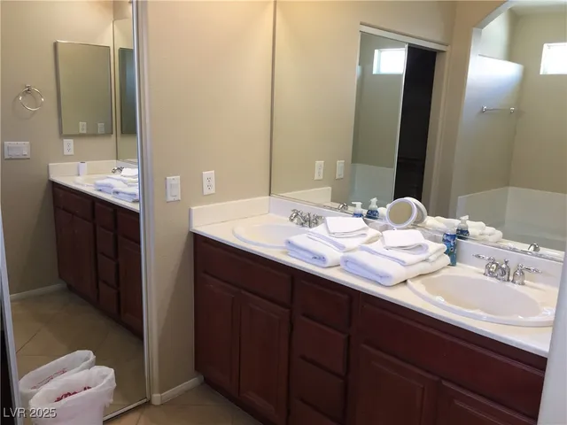 $4,000 | 1017 Brinkman Street, Las Vegas, NV 89138