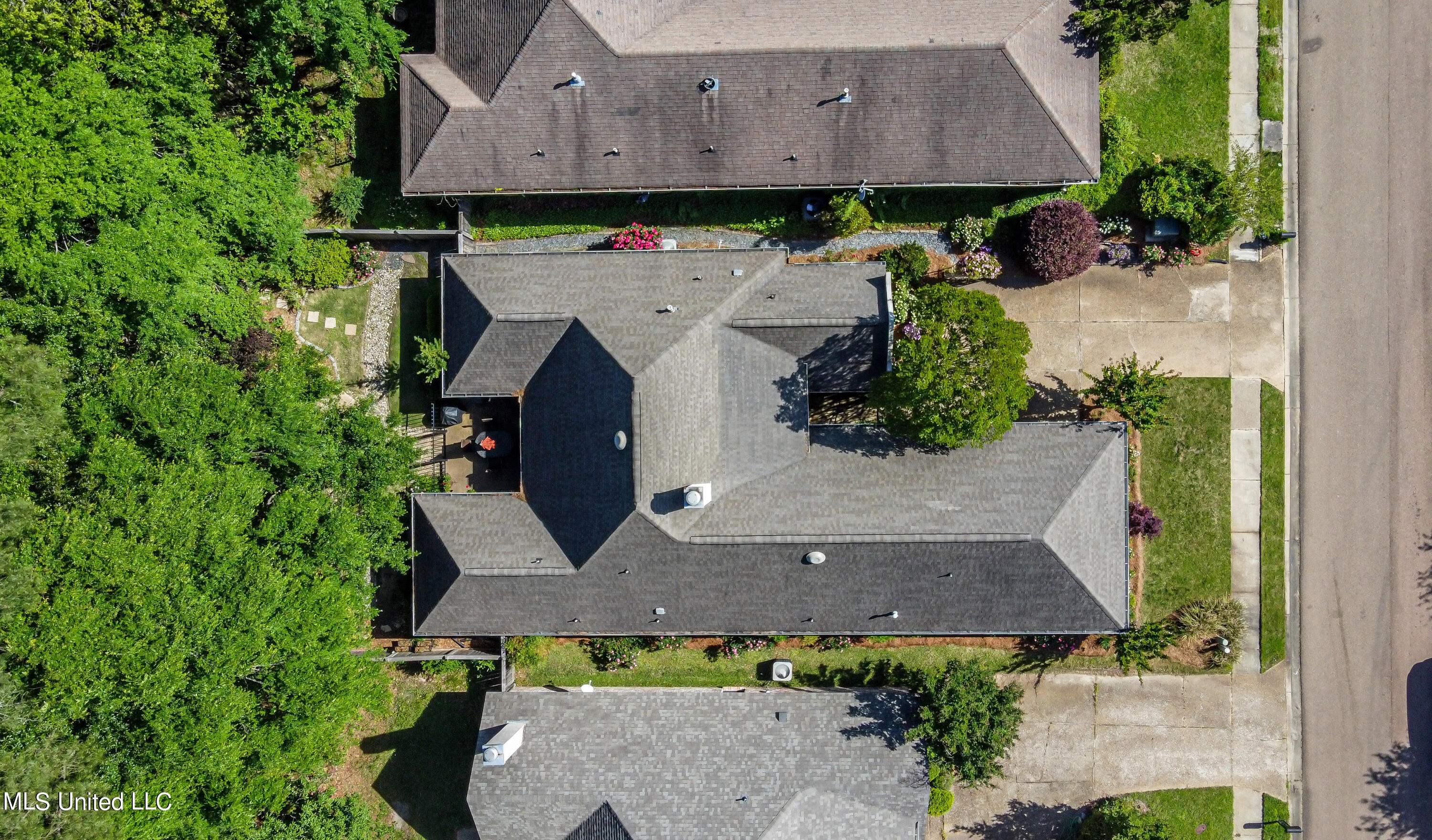 710 Versailles Drive Ridgeland, MS 39157 - Photo 47 of 49 710 Versailles-13