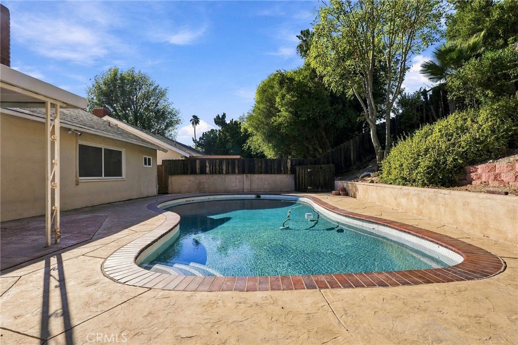 24107 Highlander Road West Hills, CA 91307 - Photo 23 of 31 Gallery Image 23