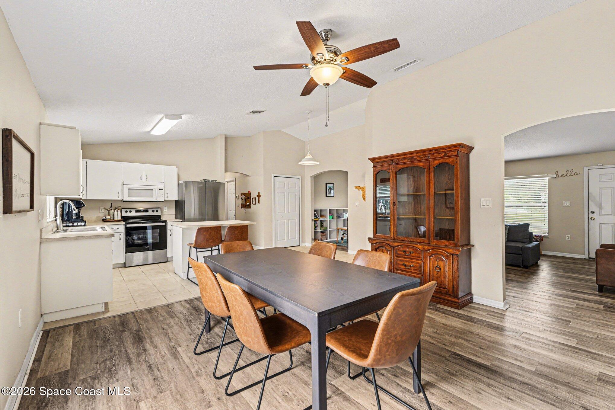 4110 Delespine Road Cocoa, FL 32927 - Photo 5 of 28 013_file_1480