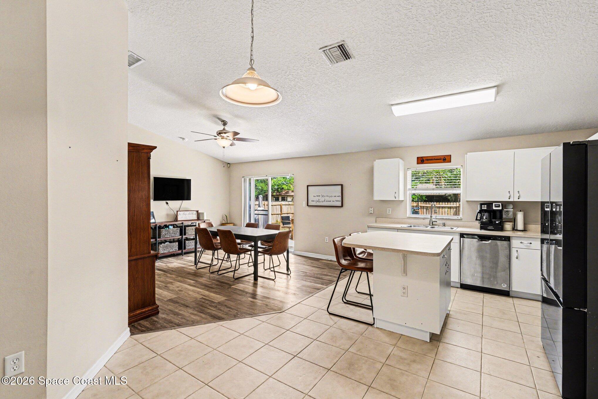 4110 Delespine Road Cocoa, FL 32927 - Photo 6 of 28 014_file_1094