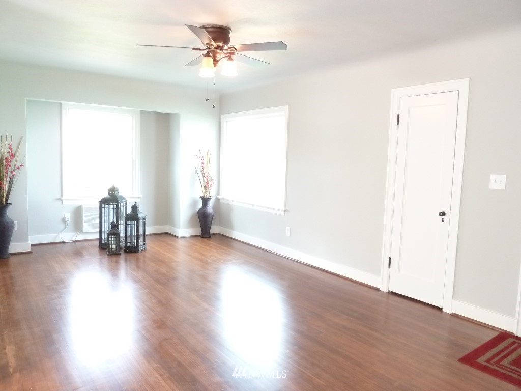 61 Southwest Saunders Way Chehalis, WA 98532 - Photo 4 of 14 Gallery Image 4