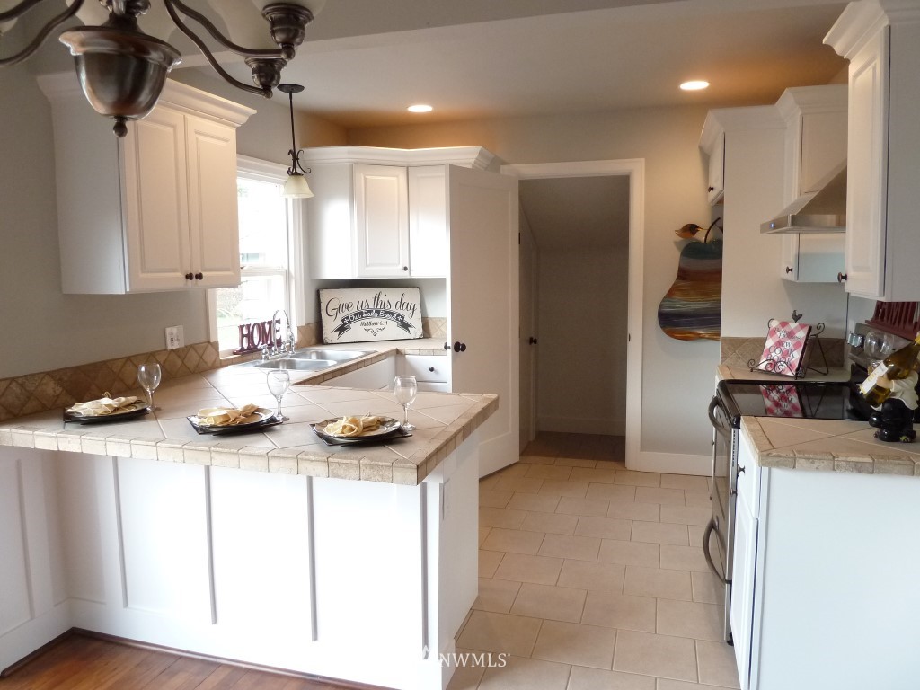 61 Southwest Saunders Way Chehalis, WA 98532 - Photo 7 of 14 Gallery Image 7