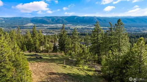 $2,499,998 | 37 Frst Rdg Drive, Cle Elum, WA 98922