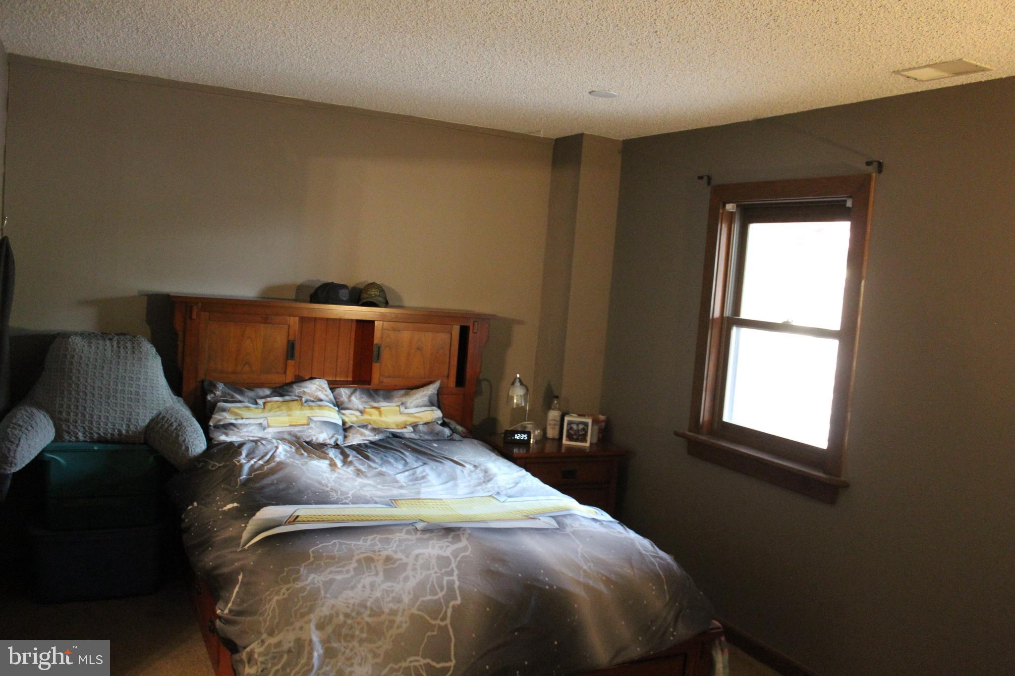170 Heilig Road Sewell, NJ 08080 - Photo 38 of 54 a bedroom with a bed and window