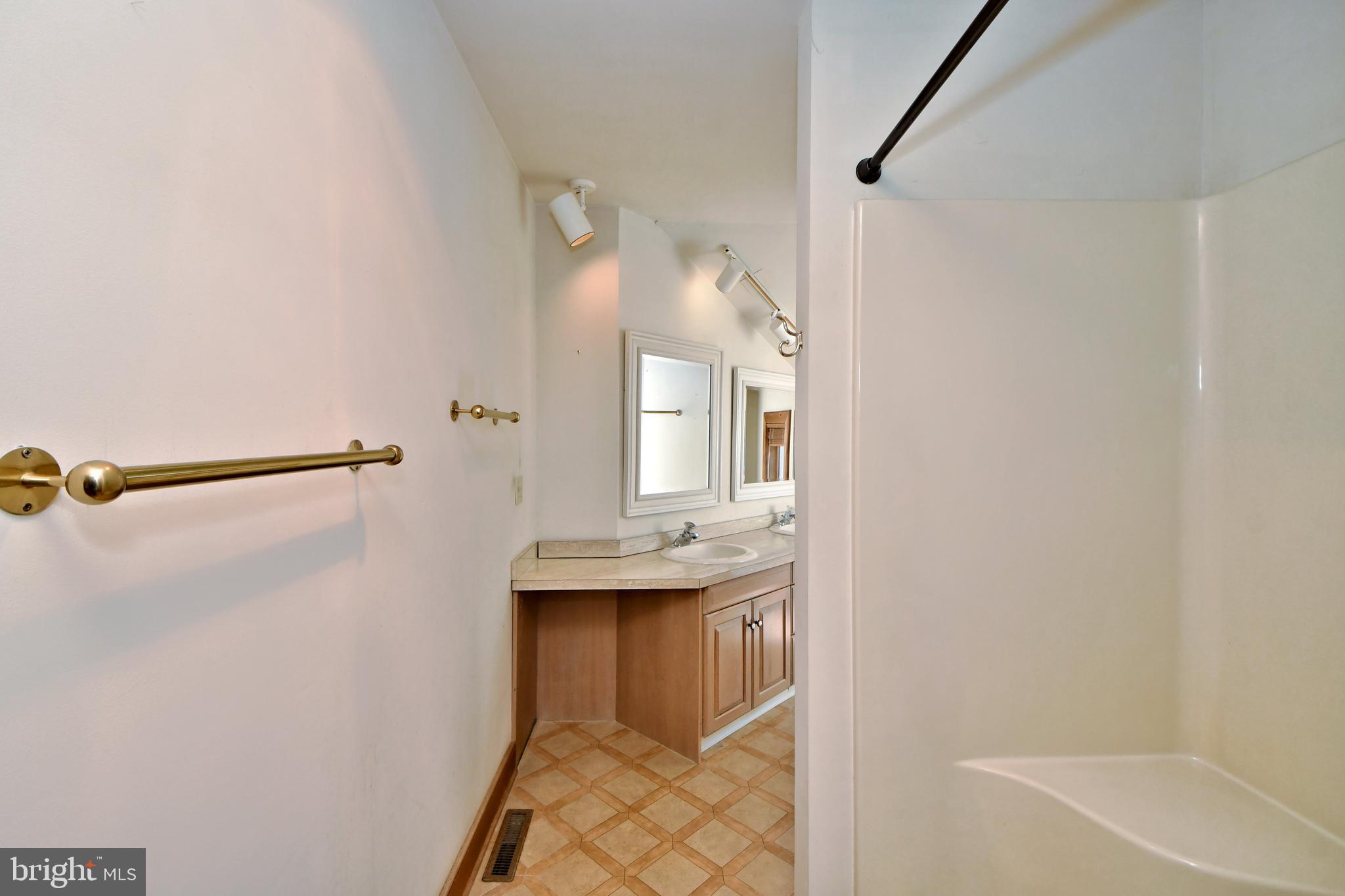 1486 Fairhill Road Sellersville, PA 18960 - Photo 53 of 68 Gallery Image 53