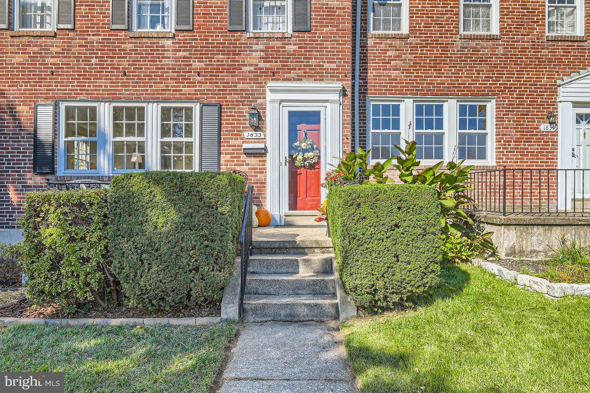 1833 Deveron Road Towson, MD 21286 - Photo 4 of 46 All brick home in Towson.