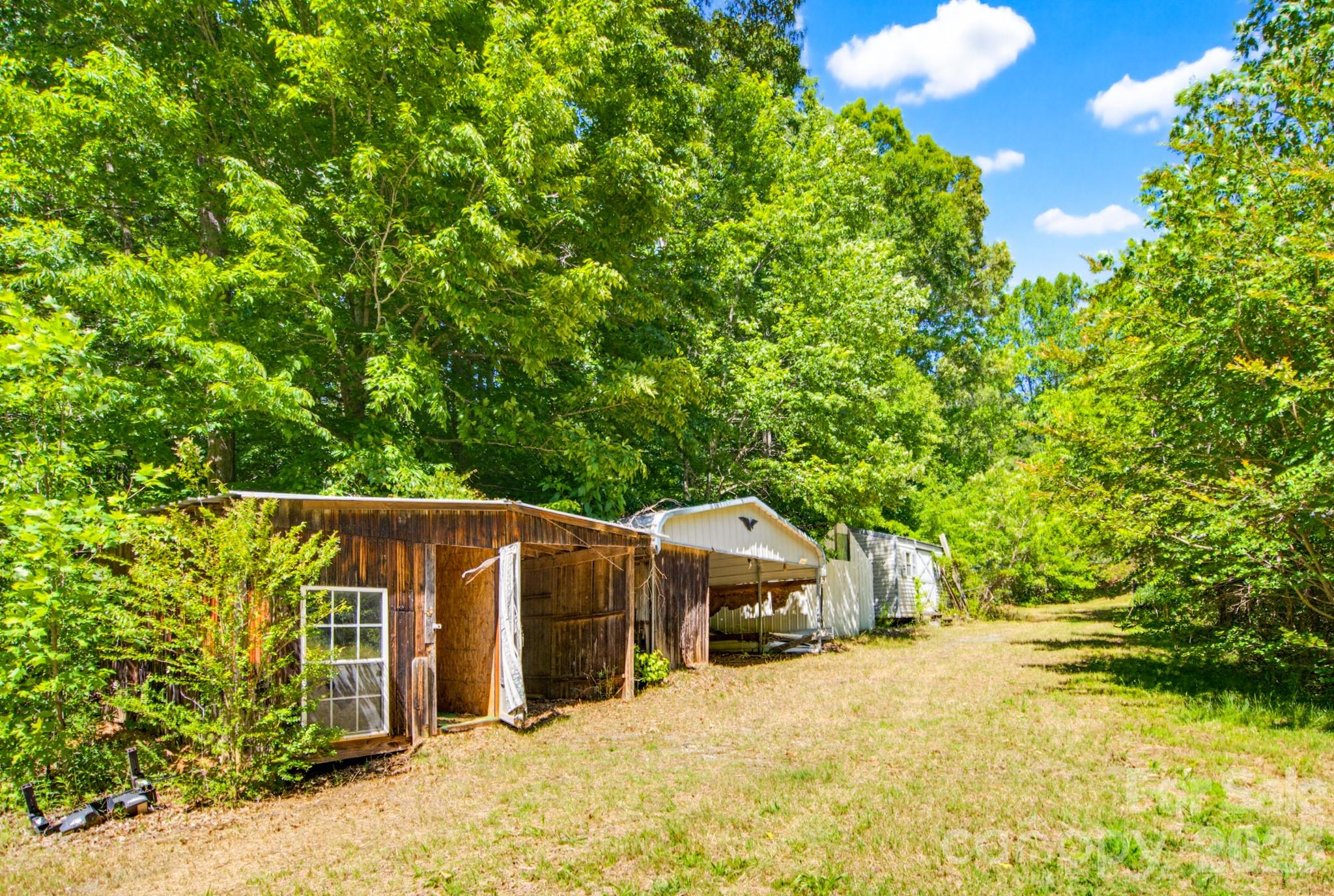 2239 Capps Road York, SC 29745 - Photo 15 of 32