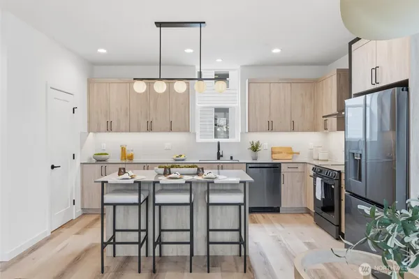 $1,049,950 | 805 Northwest 63rd Street, Unit B, Seattle, WA 98107