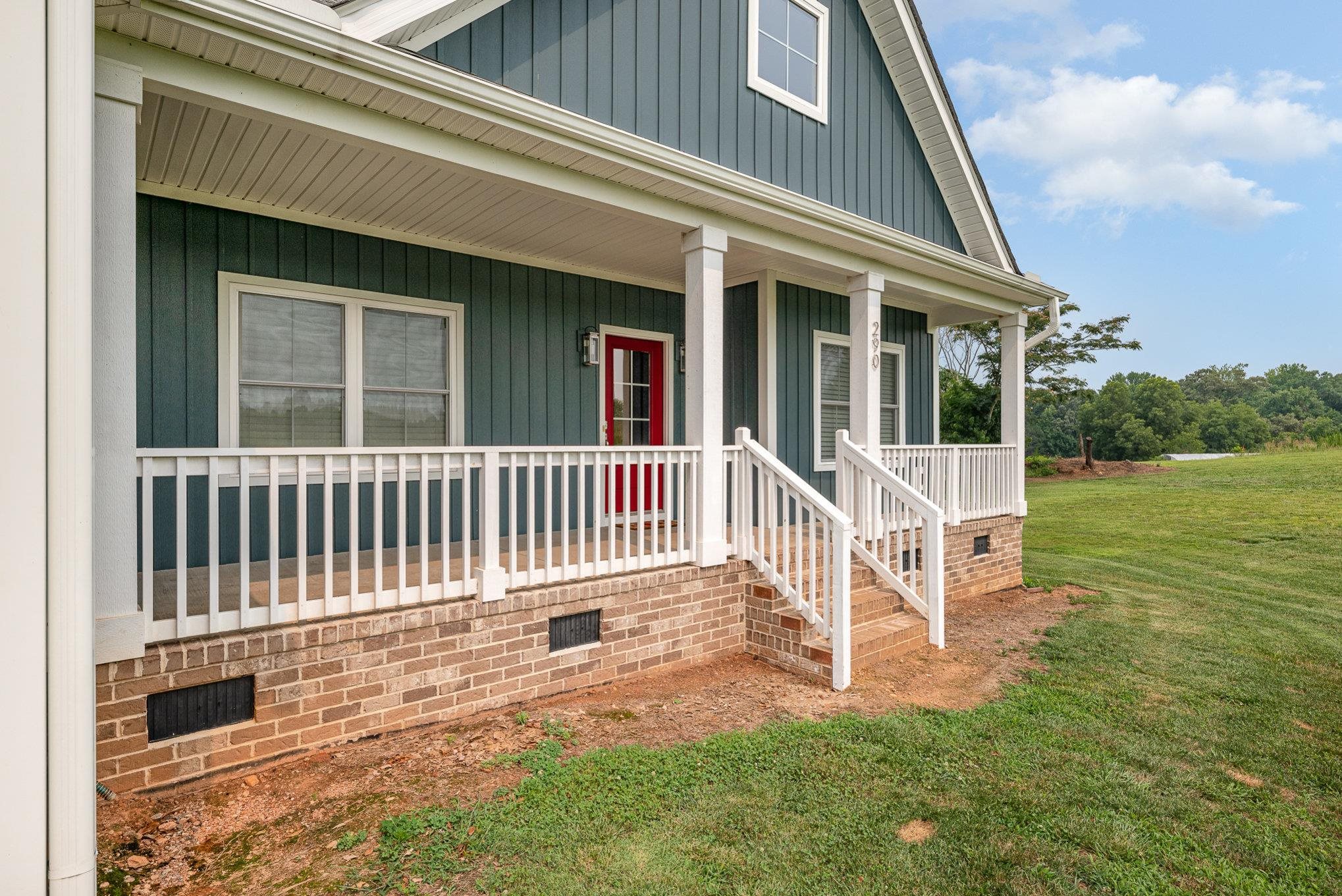 290 Louis Lane Cowpens, SC 29330 - Photo 2 of 35