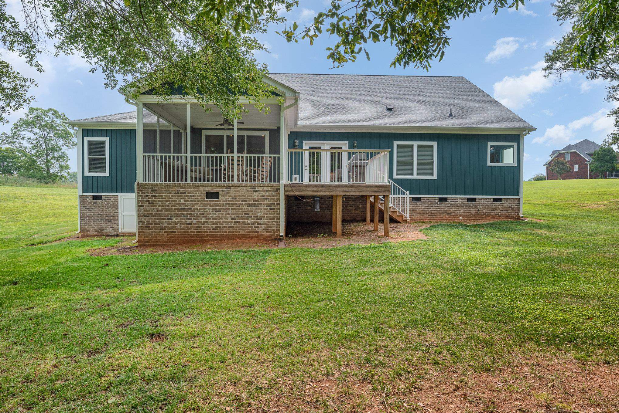 290 Louis Lane Cowpens, SC 29330 - Photo 3 of 35
