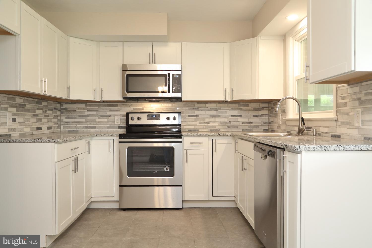 2961 East Prospect Road York, PA 17402 - Photo 5 of 24 Gallery Image 5