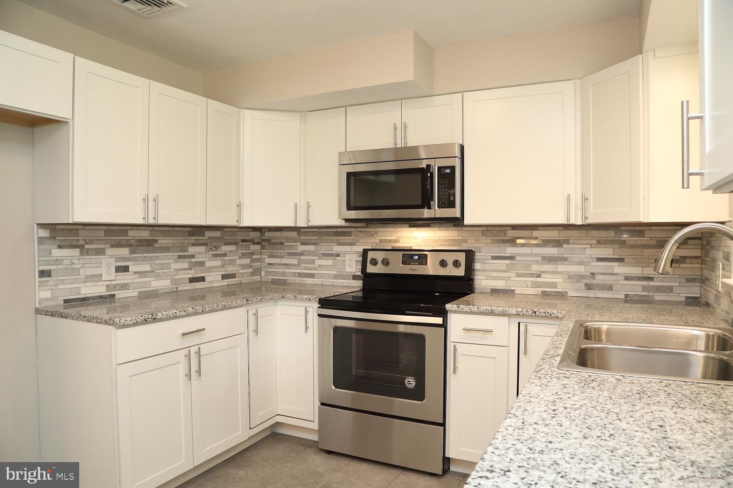 2961 East Prospect Road York, PA 17402 - Photo 6 of 24 Gallery Image 6